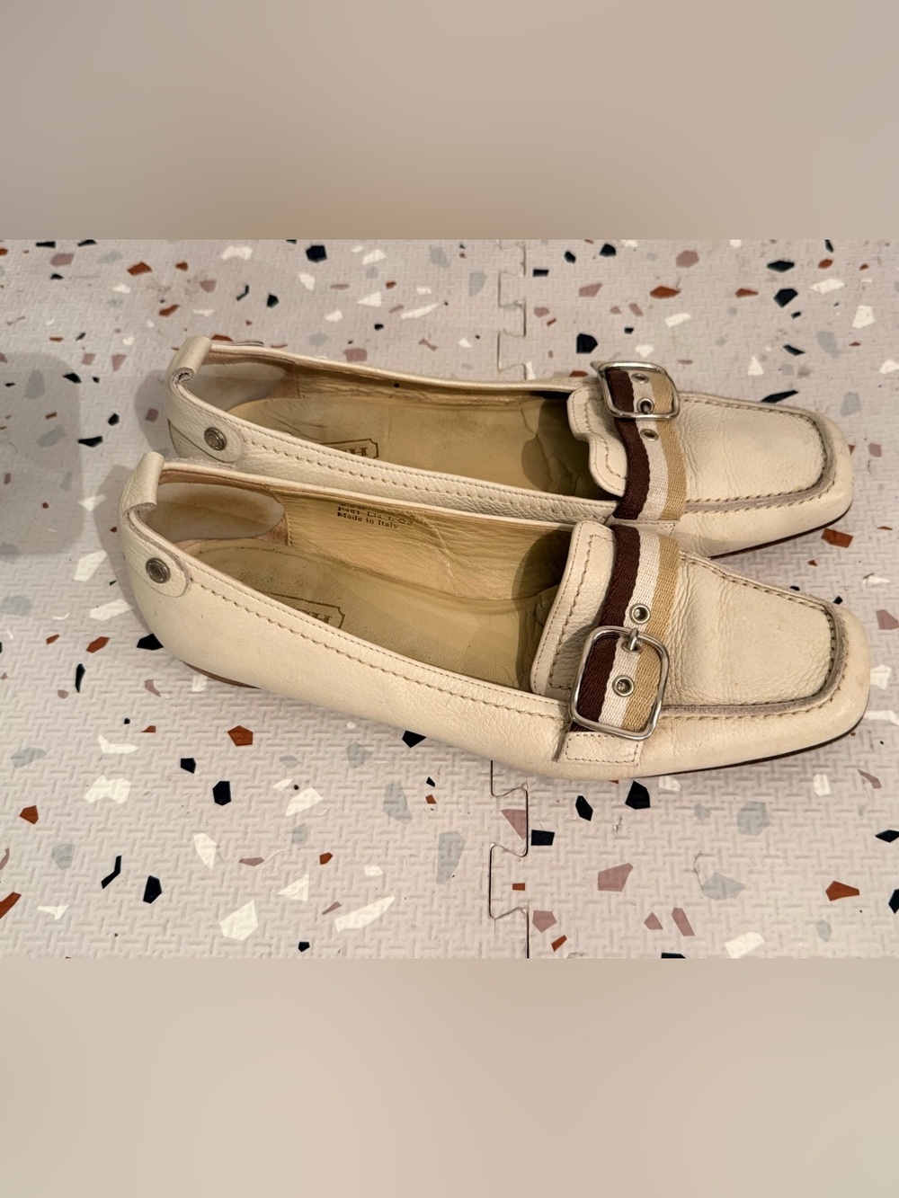 Coach P481 Lia Cream Leather Loafers Made In Italy Size 8.5 B EUC